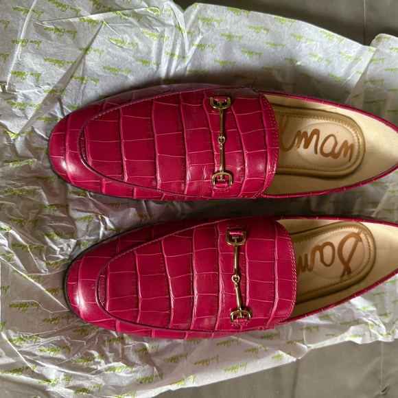 Sam Edelman Loraine Loafers in Berry Croc - Picture 3 of 11